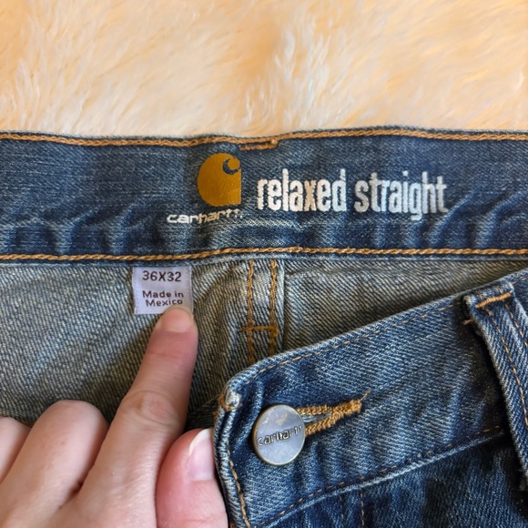 Carhartt Relaxed Straight Fit Medium Wash Blue Denim Jeans Mens 36x32 - Picture 3 of 5